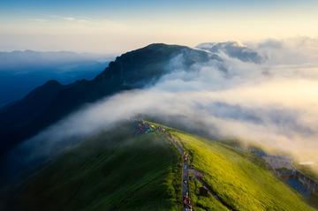 明月山，中国江西宜春的山地风景区