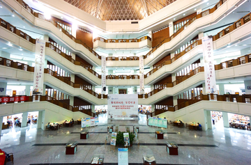 电子科技大学成都学院，中国四川省境内民办高校